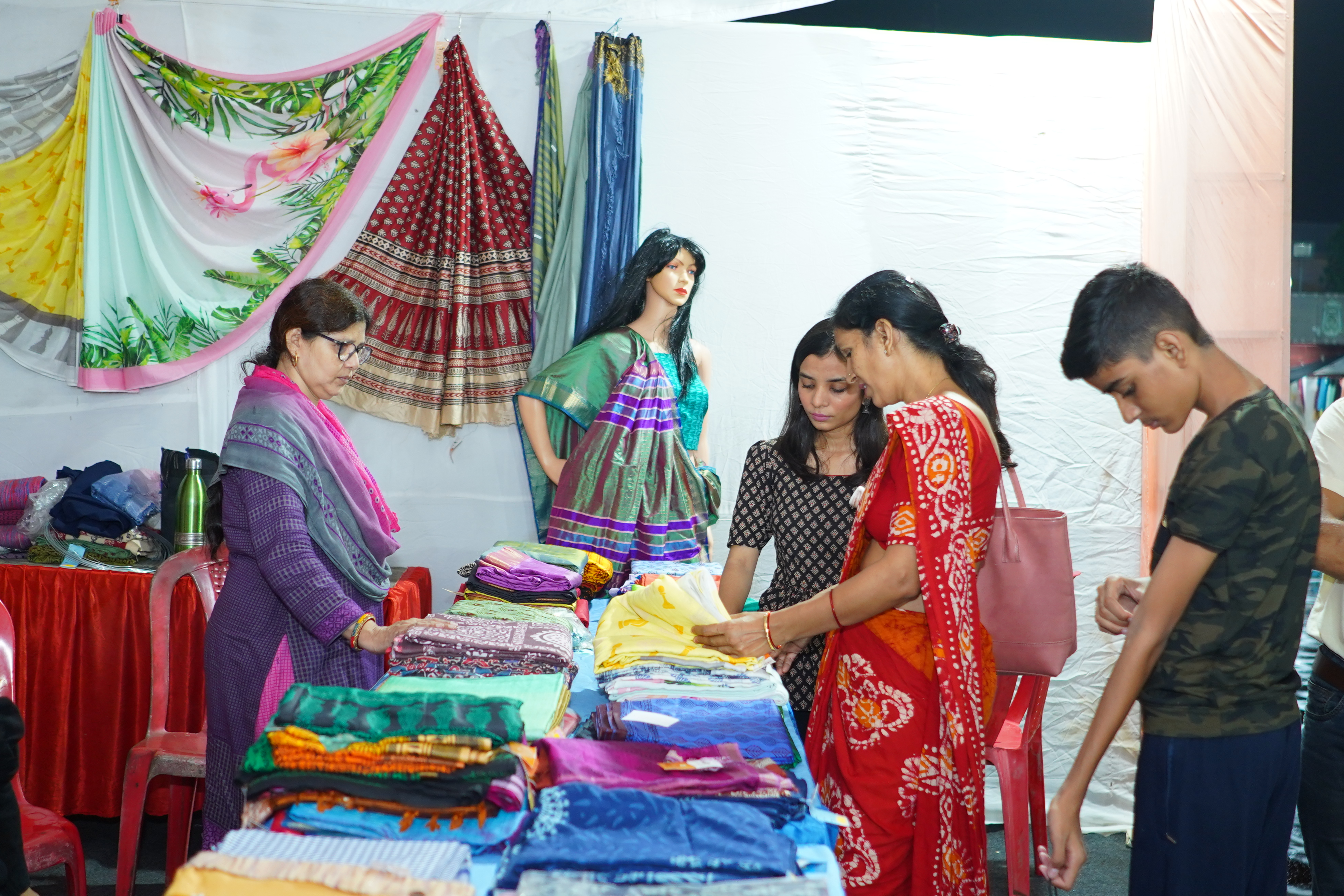 राष्ट्रीय खादी महोत्सव भोपाल हाट  वर्ष 2024-25