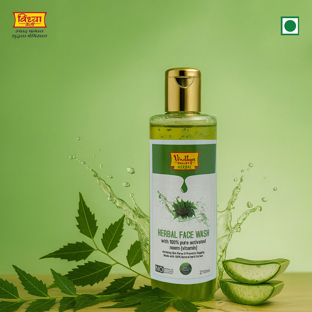 नीम फेस वॉश – कोमल हर्बल क्लेंजर