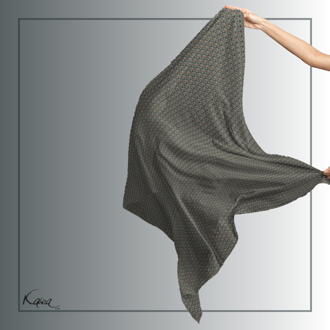 डिजिटल प्रिंट मसलिन खादी स्टोल – सॉफ्ट और स्टाइलिश