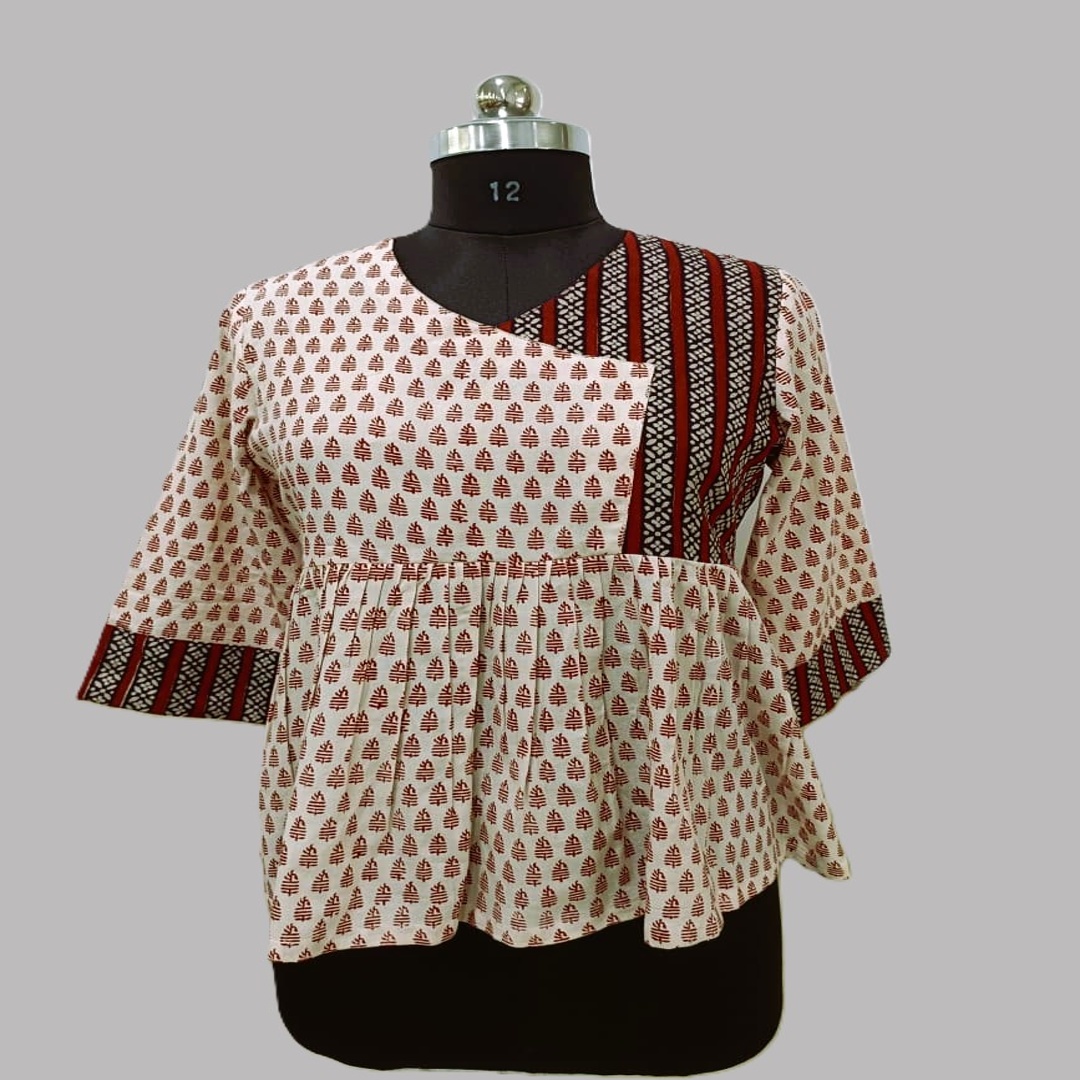 बाघ प्रिंट महिला अंगरखा टॉप