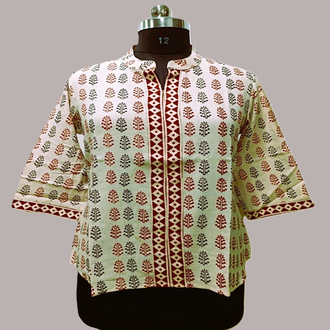 बाघ प्रिंट महिला मांडरिन कॉलर टॉप