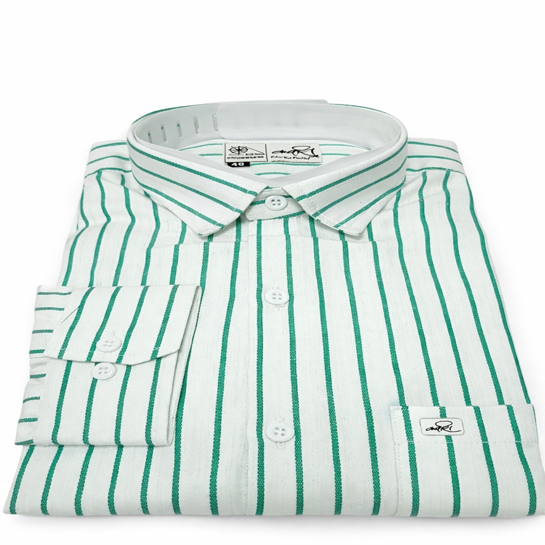 सूती लाइनिंग पुरुष फुल स्लीव्स शर्ट – सरल डिज़ाइन में व्यावहारिक उपयोग