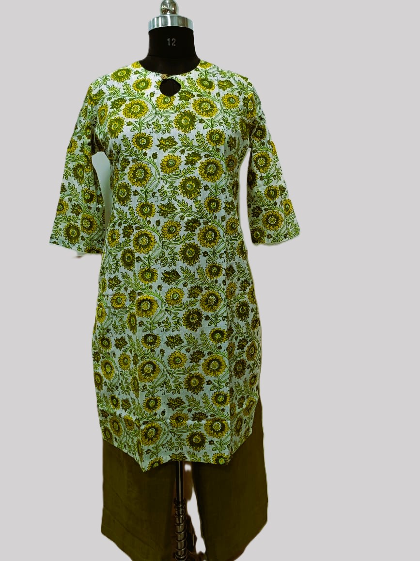 ब्लॉक प्रिंट महिला लॉन्ग कुर्ता – पारंपरिक कला में सुरुचिपूर्ण प्रस्तुति