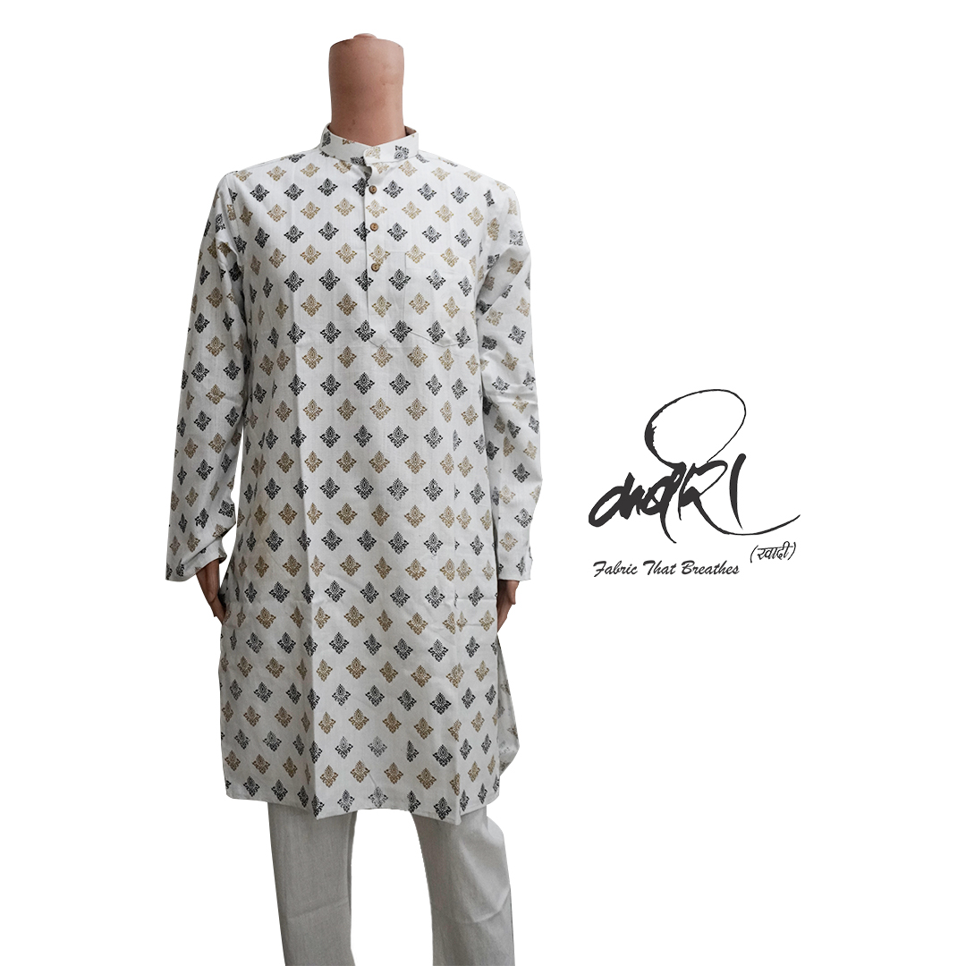 स्क्रीन प्रिंट खादी लॉन्ग कुर्ता – पारंपरिक वस्त्र में आधुनिक शिल्प