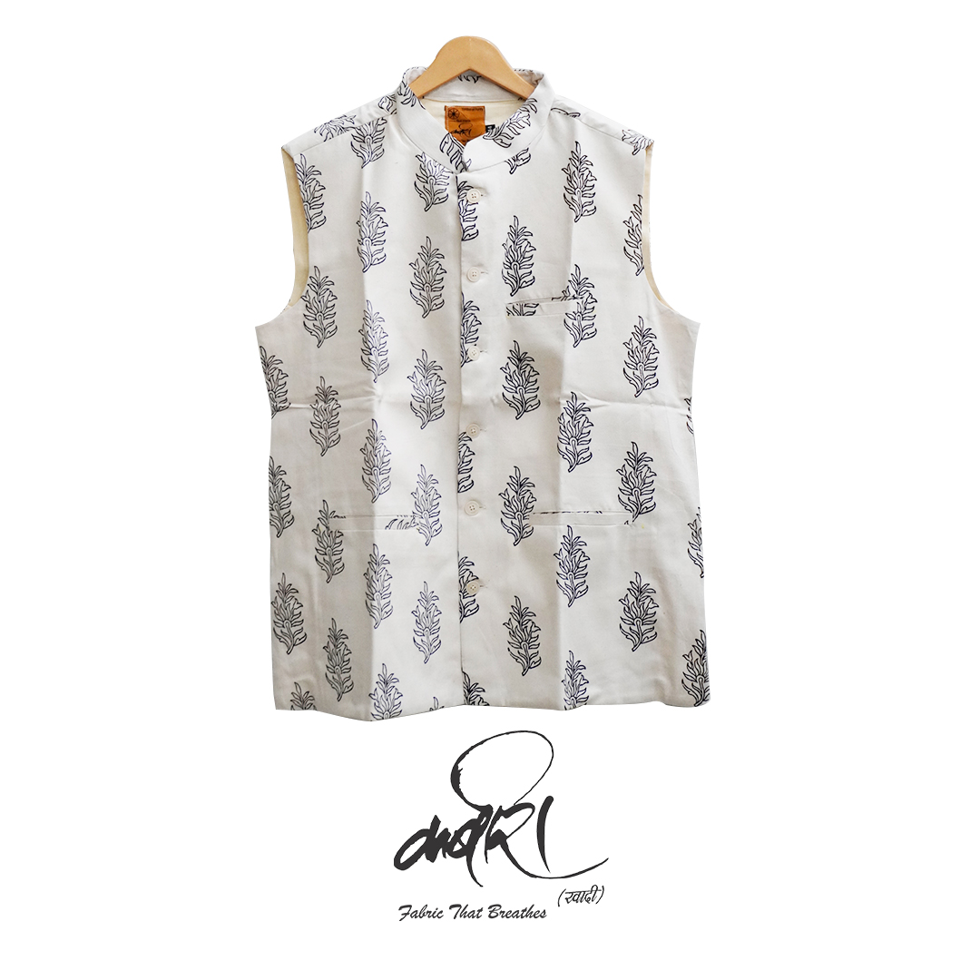 जेंट्स जैकेट – शालीन और व्यावहारिक परिधान