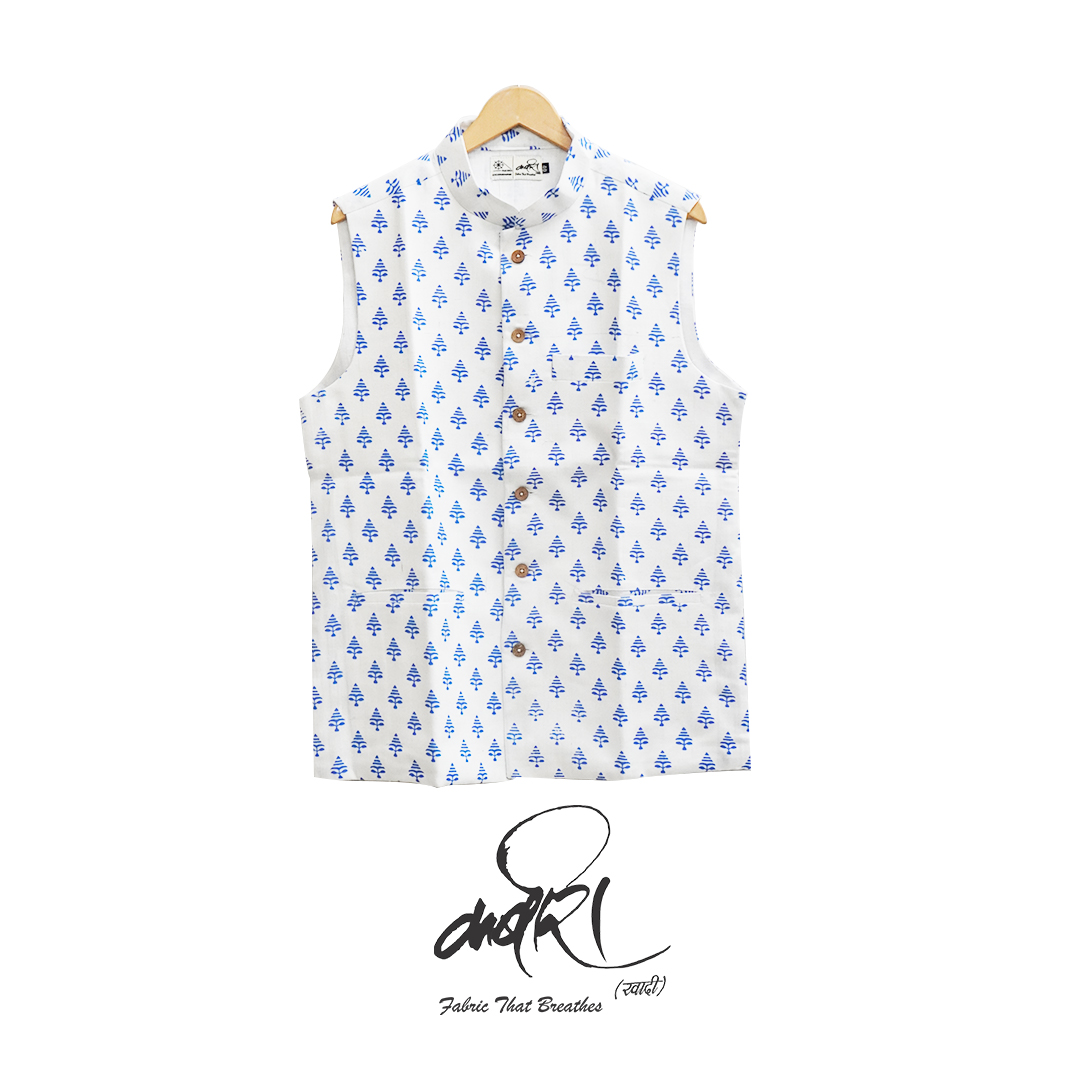 स्क्रीन प्रिंट जेंट्स जैकेट – संतुलित डिज़ाइन में आधुनिक परिधान