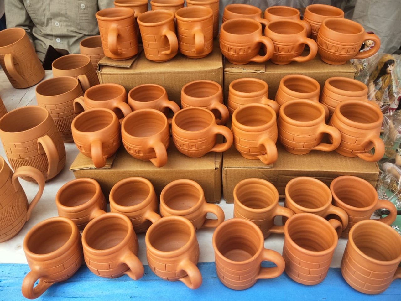 चाय के कप (मिट्टी के)