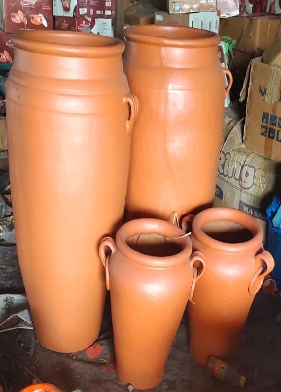 मिट्टी के बर्तन