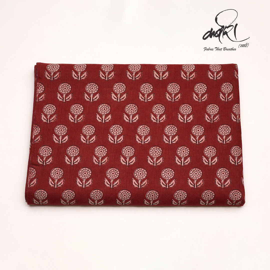 बाघ प्रिंट रनिंग फैब्रिक – प्राकृतिक कपड़े में हस्तकला